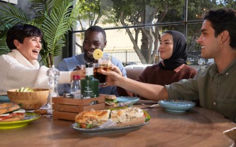 Why Tourists Actively Look for Halal Food in Orchard During Their Visits