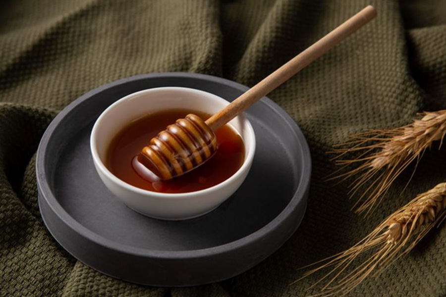 Mad Honey Explained The Essentials Behind a Curious and Controversial Honey